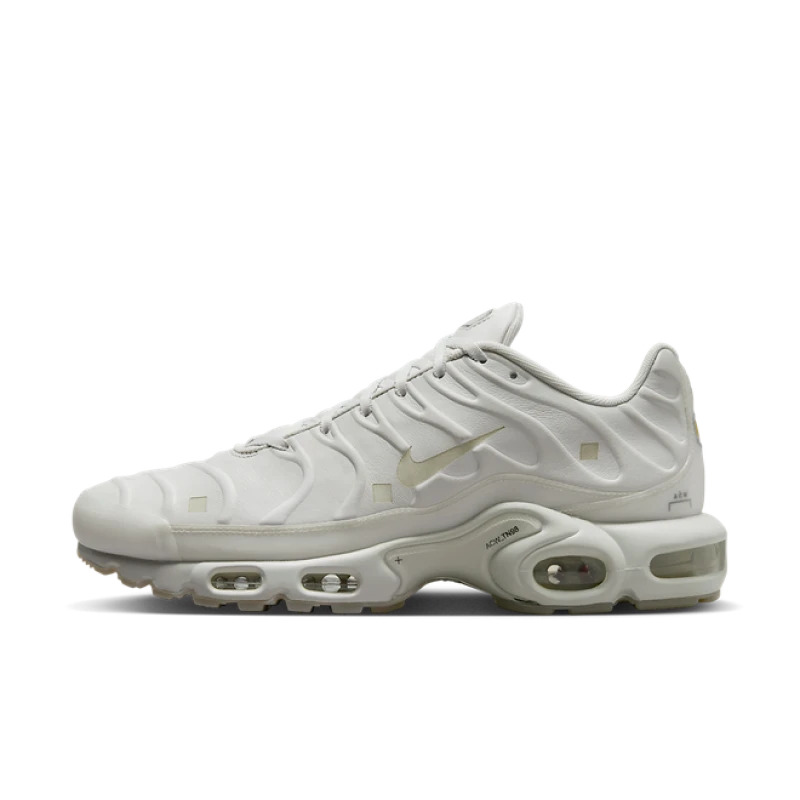 A-COLD-WALL* x Nike Air Max Plus 'Platinum Tint' - FD7855-002