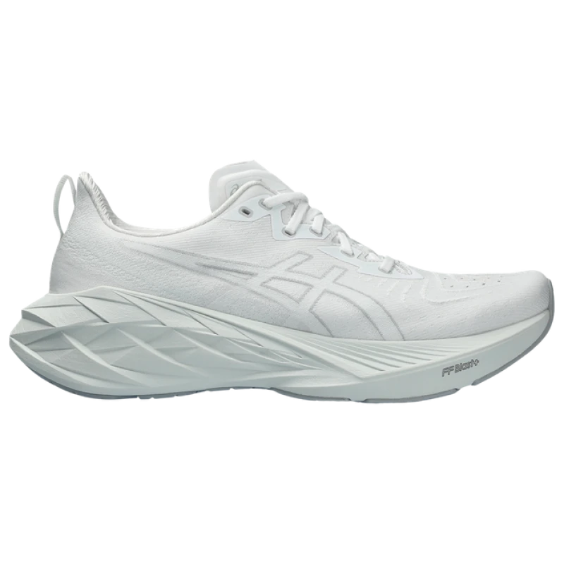 ASICS ® Novablast 4 - 1011B693-101