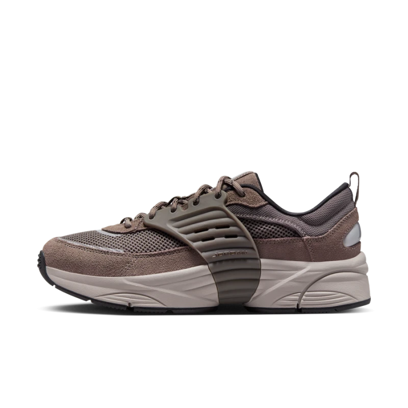 Jordan Trunner - IB3722-201