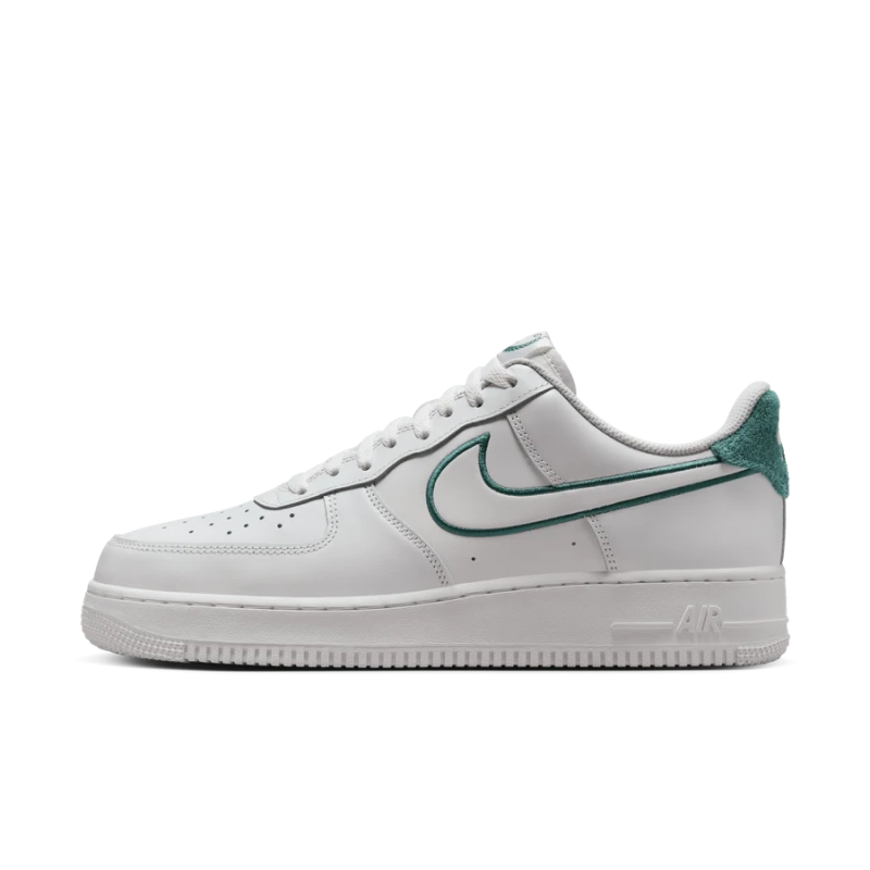 Nike Air Force 1 '07 LV8 - FN8349-100