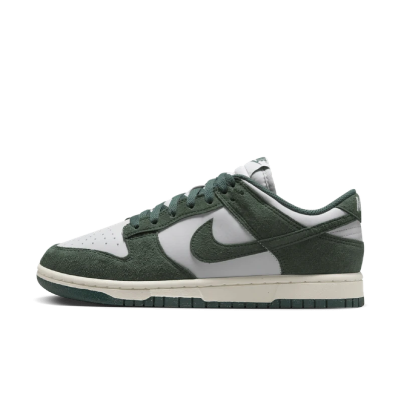 Nike Dunk Low 'Vintage Green' - Next Nature - HJ7673-002