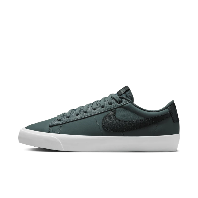 Nike SB Blazer Low Pro GT - DV1226-300